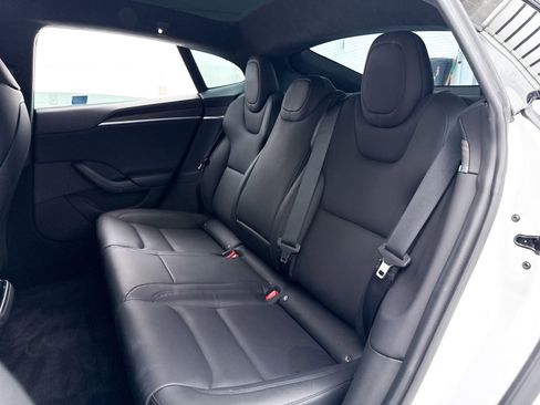 Used 2022 Tesla Model S AWD/4WD image 33