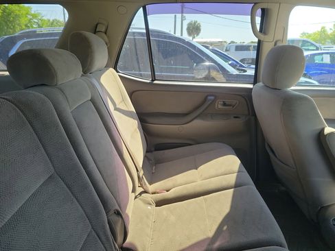 Used 2005 Toyota Sequoia SR5 RWD image 10