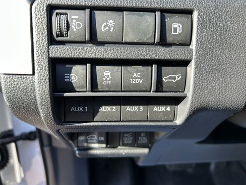 Certified 2025 Toyota 4Runner Trailhunter image 22