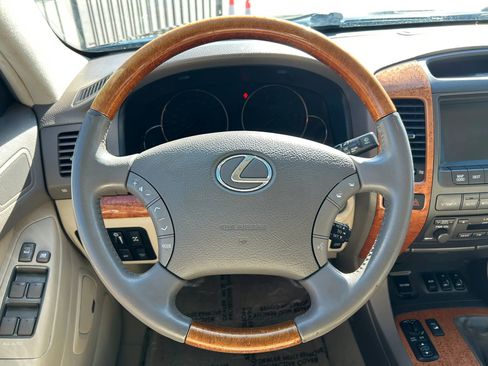 Used 2007 Lexus GX 470 GX 470 Sport Utility 4D image 22