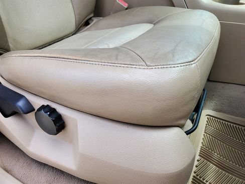 Used 2006 Ford Expedition Eddie Bauer image 40