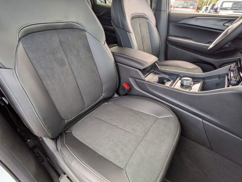 New 2025 Jeep Grand Cherokee L Altitude image 33