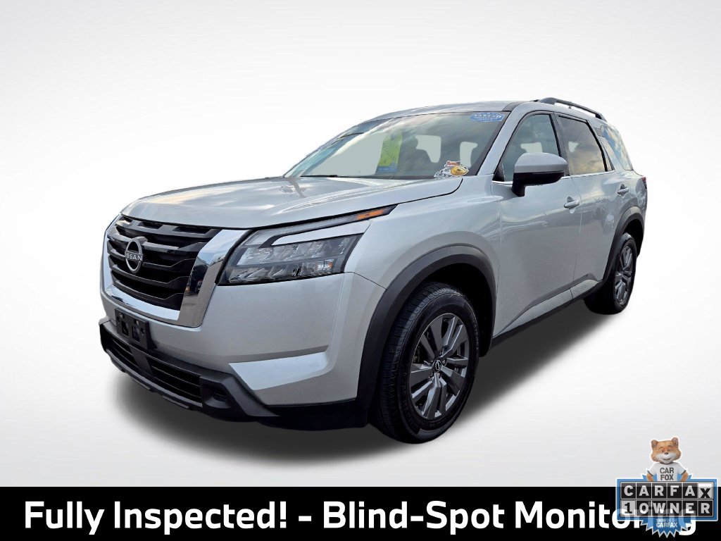 Used 2024 Nissan Pathfinder SV FWD image 5