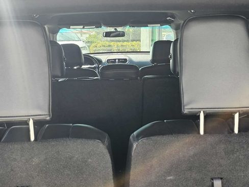 Used 2017 Ford Explorer XLT w/ Equipment Group 202A FWD image 23