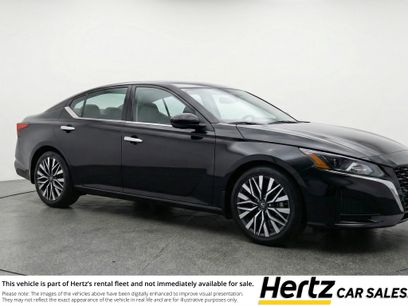 Used 2025 Nissan Altima 2.5 SV
