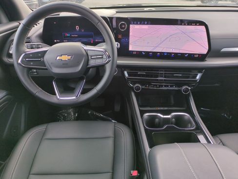 Used 2026 Chevrolet Traverse LT AWD/4WD image 28