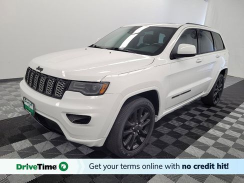 Used 2021 Jeep Grand Cherokee Laredo X RWD image 1