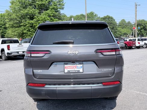 New 2026 Jeep Grand Cherokee L Laredo RWD image 8