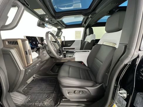Used 2024 GMC Hummer EV 2X w/ Extreme Off-Road Package image 20