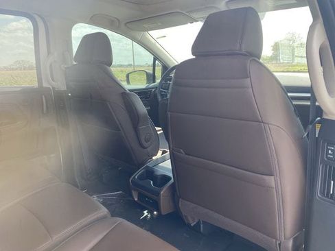 New 2026 Honda Odyssey Touring image 18