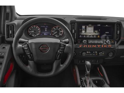 New 2026 Nissan Frontier PRO-4X w/ Pro-4x Convenience Package