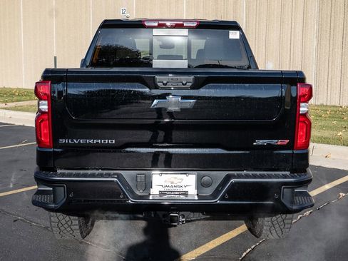 New 2026 Chevrolet Silverado 1500 ZR2 image 6