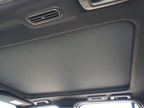 Used 2020 Ford Expedition Max XLT w/ Equipment Group 202A image 33