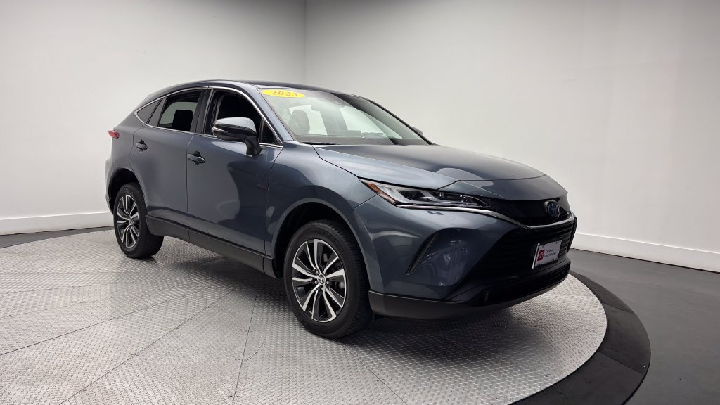 Certified 2023 Toyota Venza LE AWD/4WD image 40