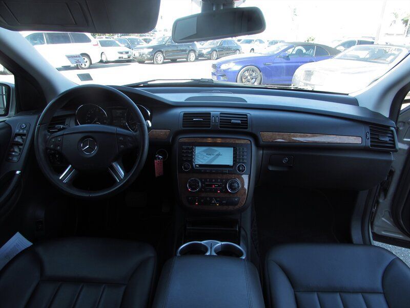 Used 2008 Mercedes-Benz R 350 4MATIC image 32