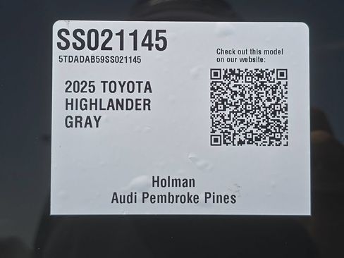 Used 2025 Toyota Grand Highlander AWD Hybrid image 34