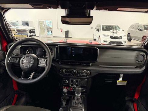 New 2025 Jeep Gladiator Mojave image 28