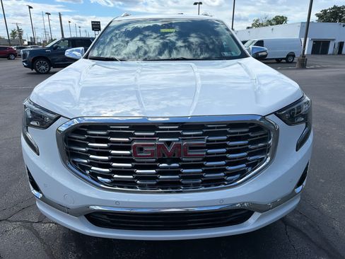 Used 2018 GMC Terrain Denali w/ Advanced Safety Package AWD/4WD image 7