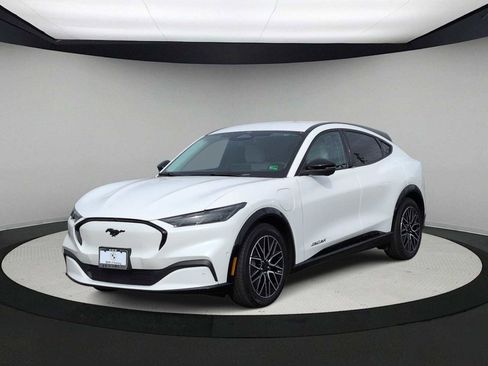 Used 2024 Ford Mustang Mach-E Premium image 4