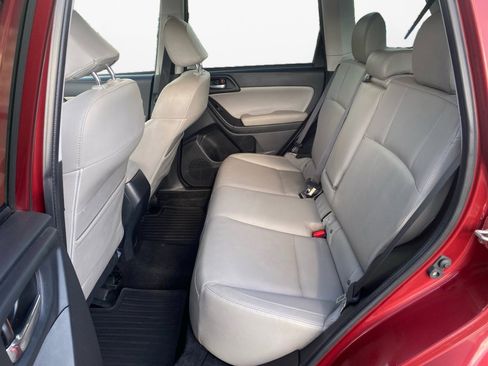 Used 2017 Subaru Forester 2.5i Limited image 16