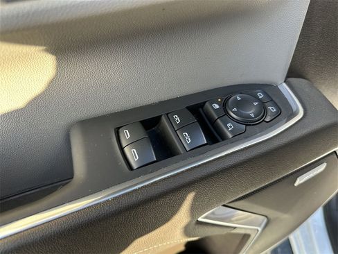 Used 2024 GMC Sierra 1500 SLT w/ SLT Premium Plus Package image 13