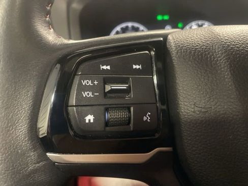 Used 2025 Honda Odyssey Sport-L image 23