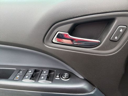 Used 2020 Chevrolet Colorado Z71 image 15