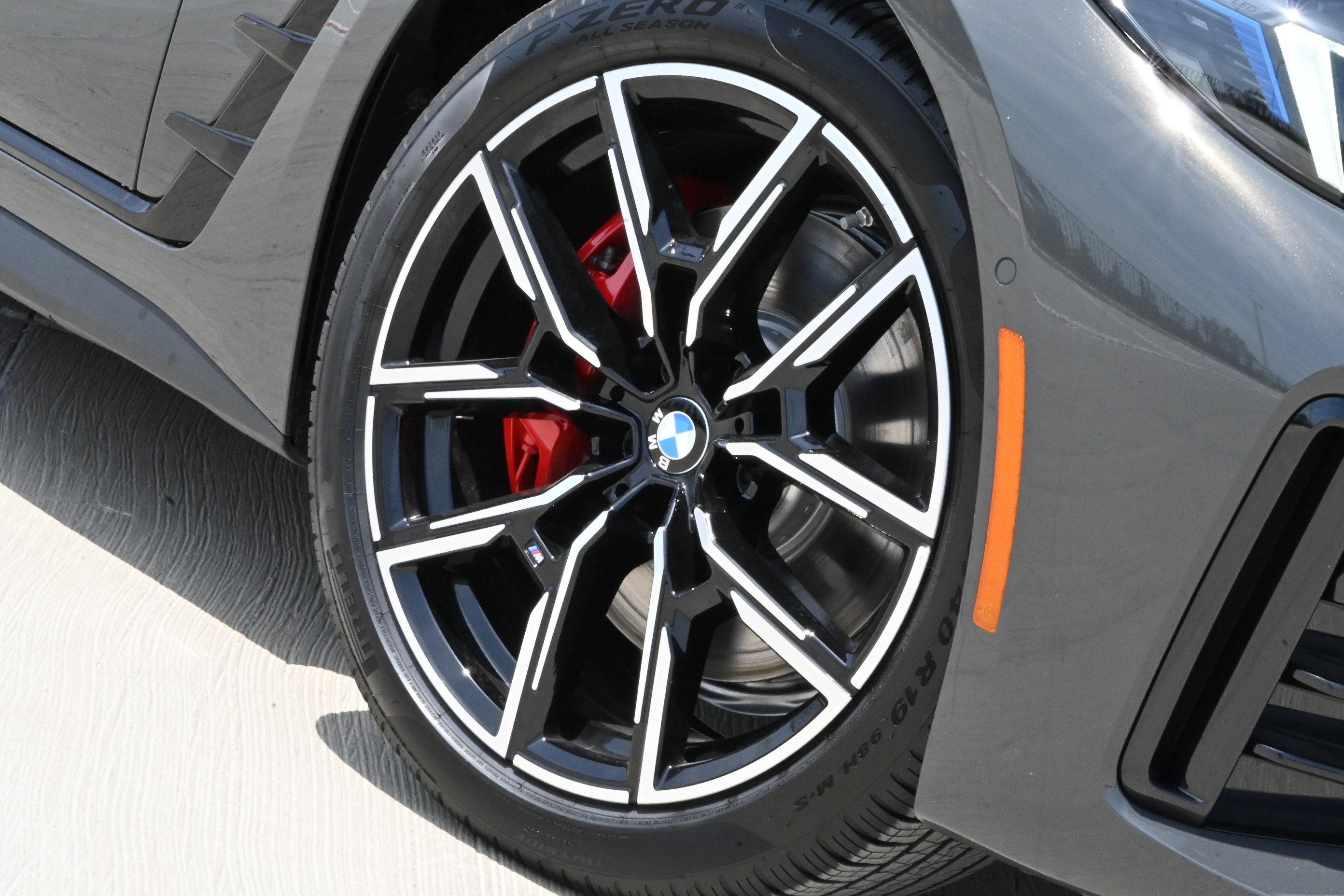 New 2026 BMW 430i xDrive w/ M Sport Package AWD/4WD image 10