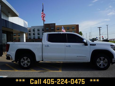 Used 2025 GMC Sierra 1500 SLT AWD/4WD image 10