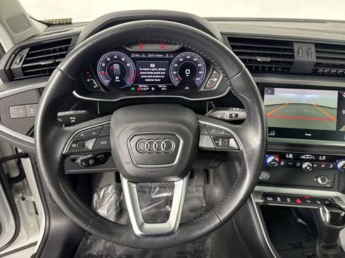 Used 2020 Audi Q3 2.0T Prestige w/ Prestige Package AWD/4WD image 12