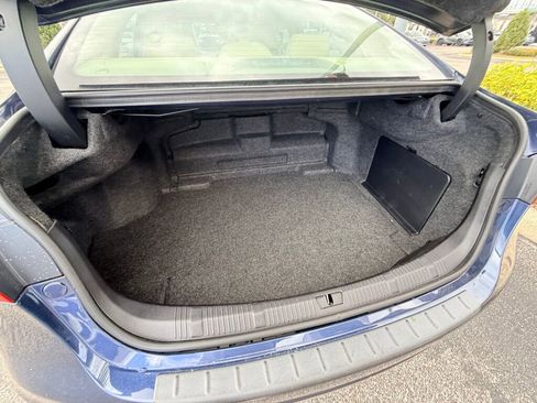 Used 2014 Toyota Avalon Limited image 10