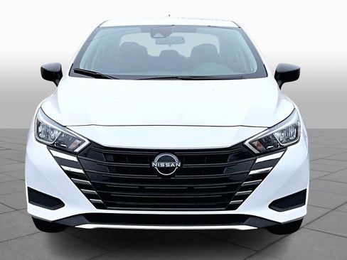 Used 2024 Nissan Versa S w/ Trunk Package image 3