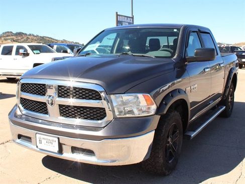 Used 2017 RAM 1500 Classic SLT AWD/4WD image 2
