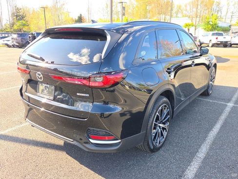 Used 2025 MAZDA CX-70 Plug-In Hybrid w/ Premium Pkg AWD/4WD image 2