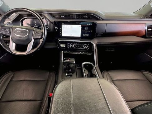 Used 2023 GMC Sierra 1500 Denali w/ Denali Reserve Package AWD/4WD image 7