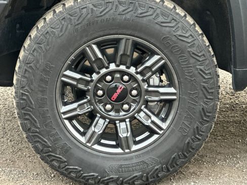 Used 2024 GMC Sierra 1500 AT4X image 46