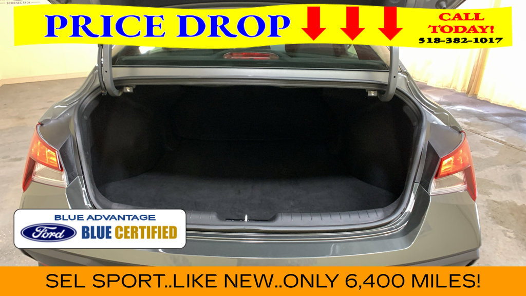 Used 2026 Hyundai Elantra Sport FWD image 16