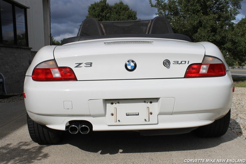 Used 2001 BMW Z3 3.0i RWD image 27