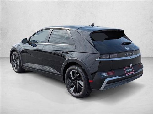 New 2026 Hyundai Ioniq 5 SE image 7