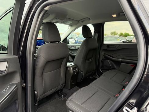Used 2024 Ford Escape Active AWD/4WD image 9