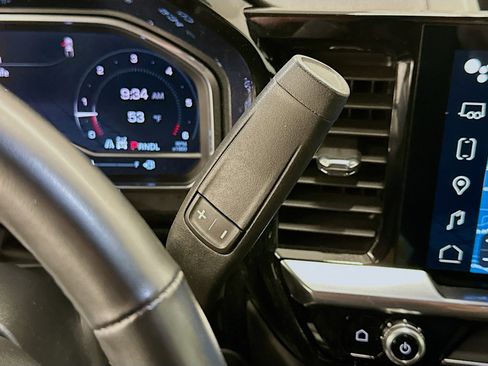 Used 2023 GMC Sierra 1500 Elevation image 25