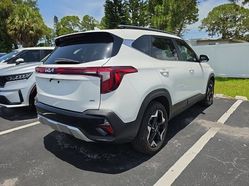Used 2025 Kia Seltos EX w/ EX Sunroof Package AWD/4WD image 17