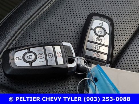 Used 2021 Ford Expedition Limited RWD image 45