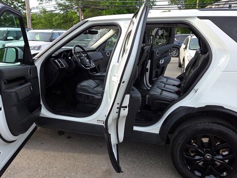 Used 2019 Land Rover Discovery SE AWD/4WD image 23