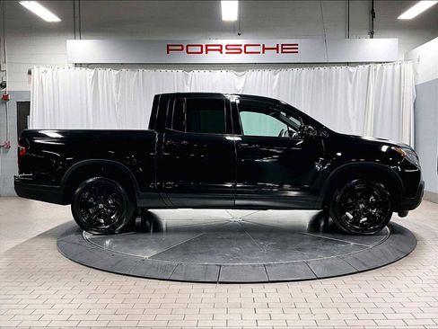 Used 2020 Honda Ridgeline Black Edition image 10