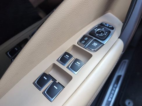 Used 2015 Hyundai Azera Limited FWD image 21