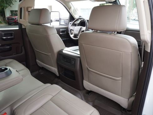 Used 2016 GMC Sierra 3500 Denali w/ Duramax Plus Package image 11