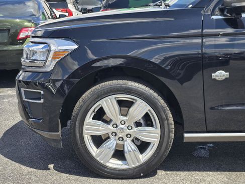 Used 2023 Ford Expedition Max King Ranch AWD/4WD image 9