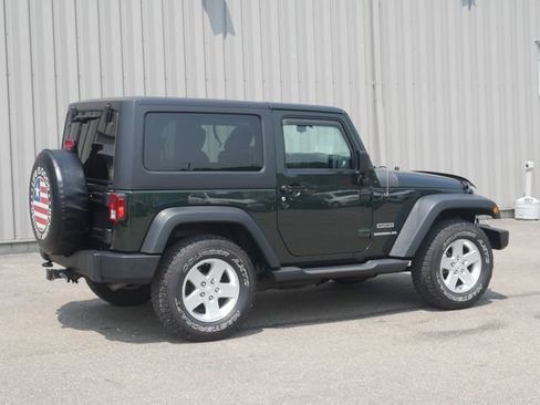 Used 2011 Jeep Wrangler Sport AWD/4WD image 7