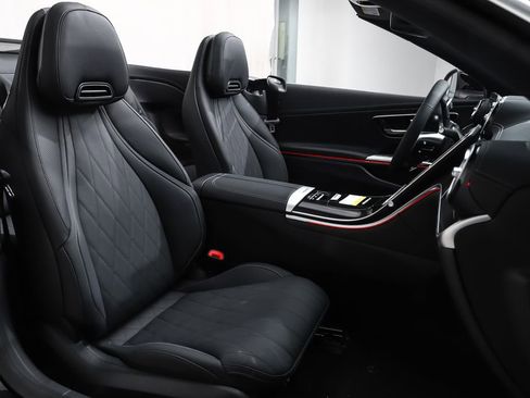 New 2026 Mercedes-Benz CLE 53 AMG 4MATIC Cabriolet image 8